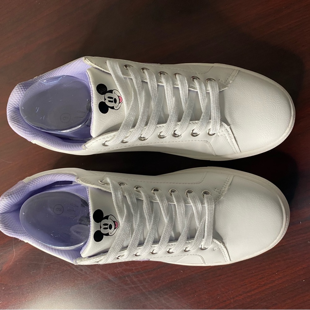 Disney Mickey Mouse ladies character court sneakers size 9 white and purple - Picture 2 of 9